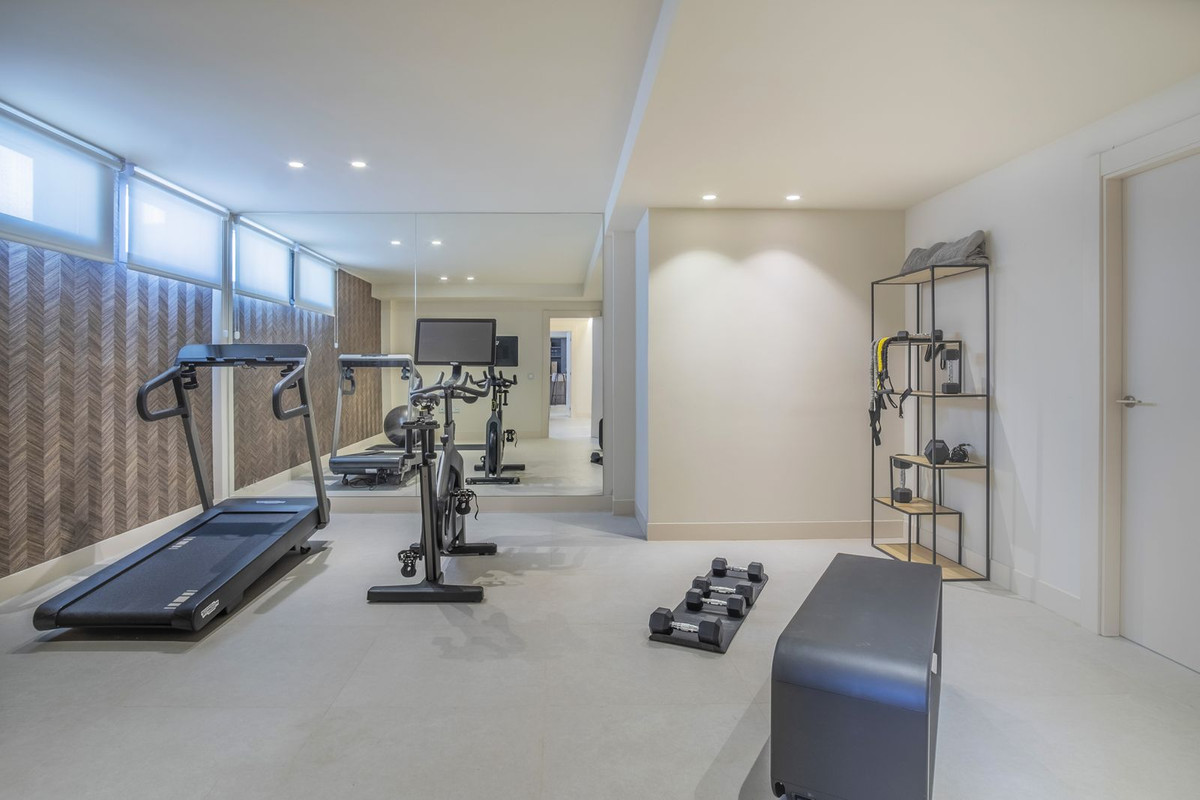 Huis te koop in New Golden Mile | 4 slaapkamers H5007865