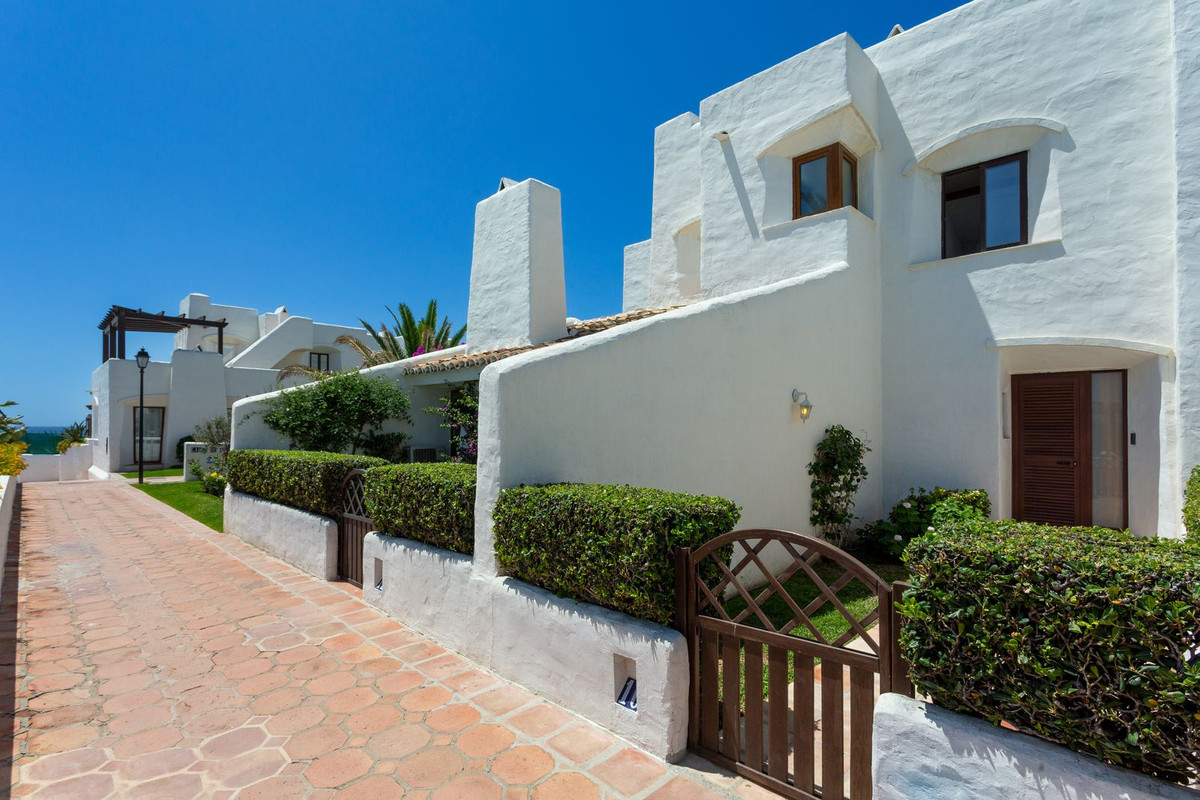 Huis te koop in New Golden Mile | 1 slaapkamers H5123158