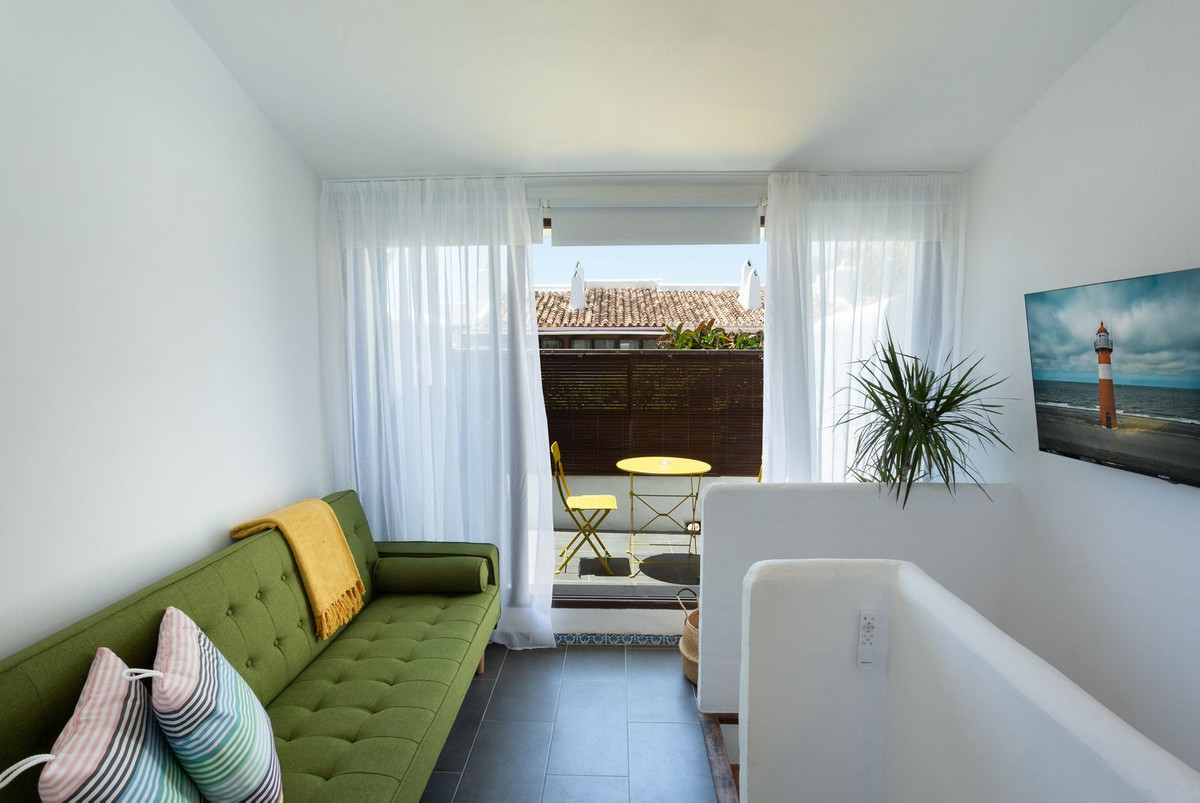 Huis te koop in New Golden Mile | 1 slaapkamers H5123158