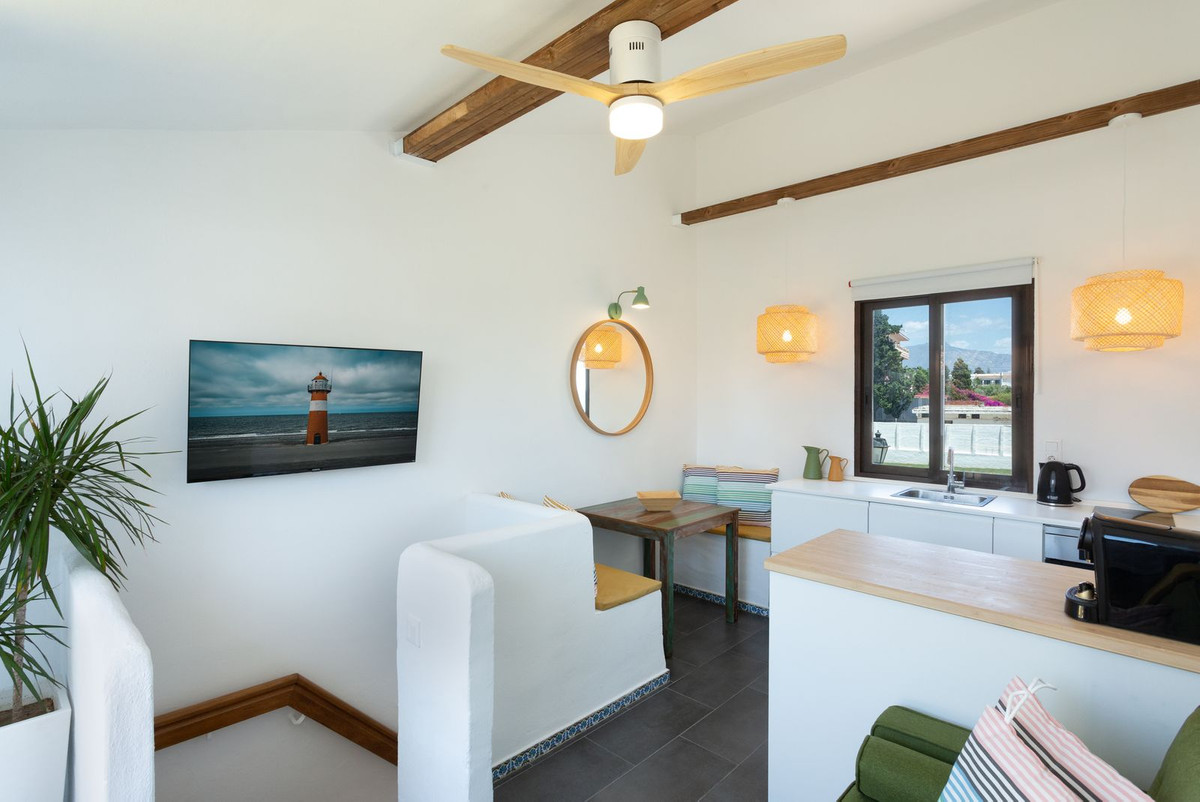 Huis te koop in New Golden Mile | 1 slaapkamers H5123158