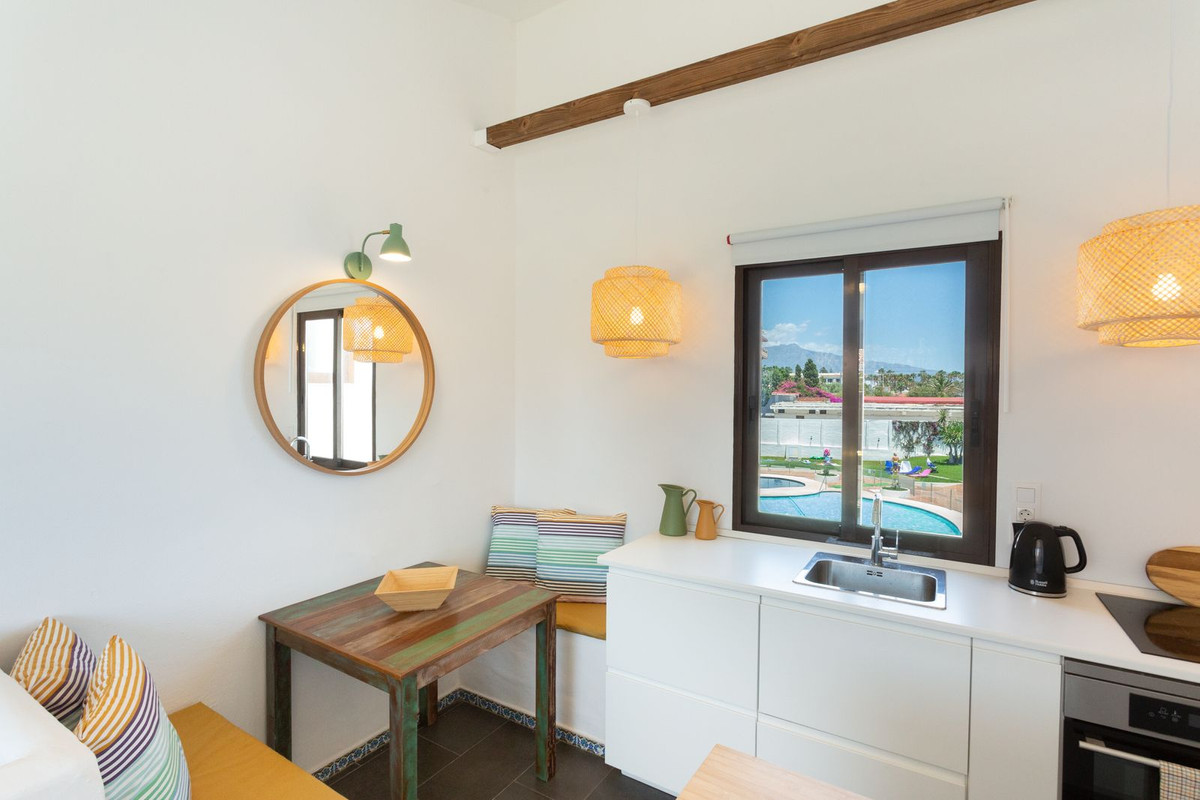 Huis te koop in New Golden Mile | 1 slaapkamers H5123158