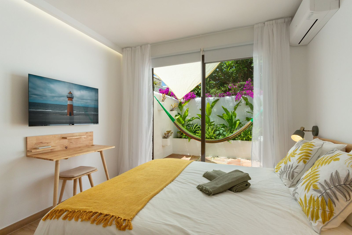 Huis te koop in New Golden Mile | 1 slaapkamers H5123158