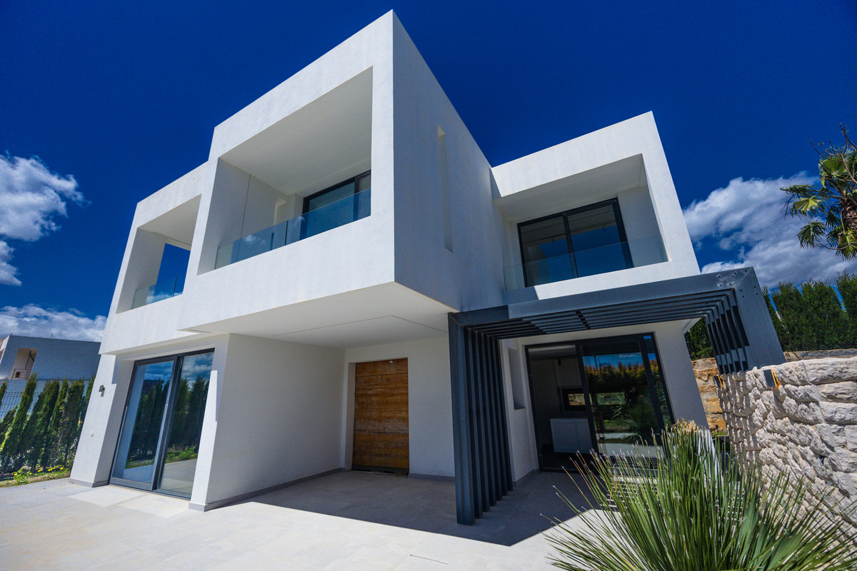 Huis te koop in New Golden Mile | 3 slaapkamers H5129257