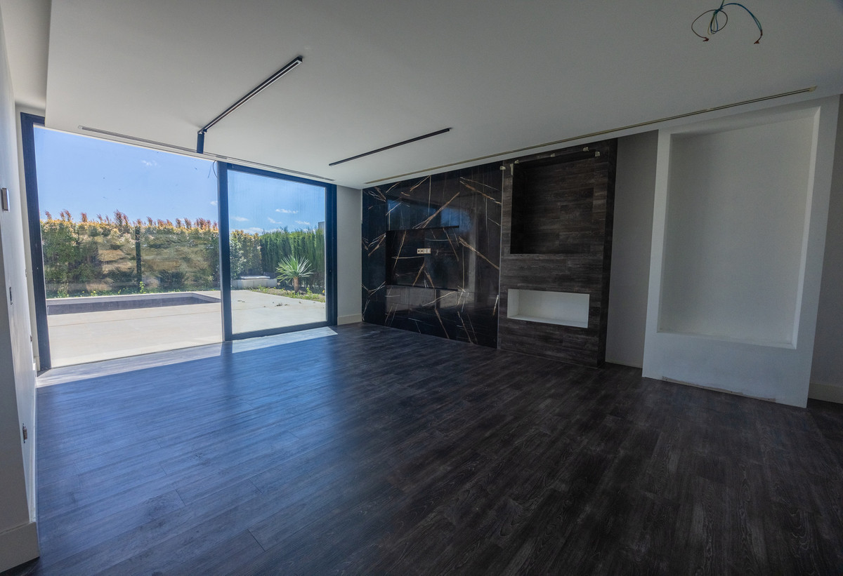 Huis te koop in New Golden Mile | 3 slaapkamers H5129257