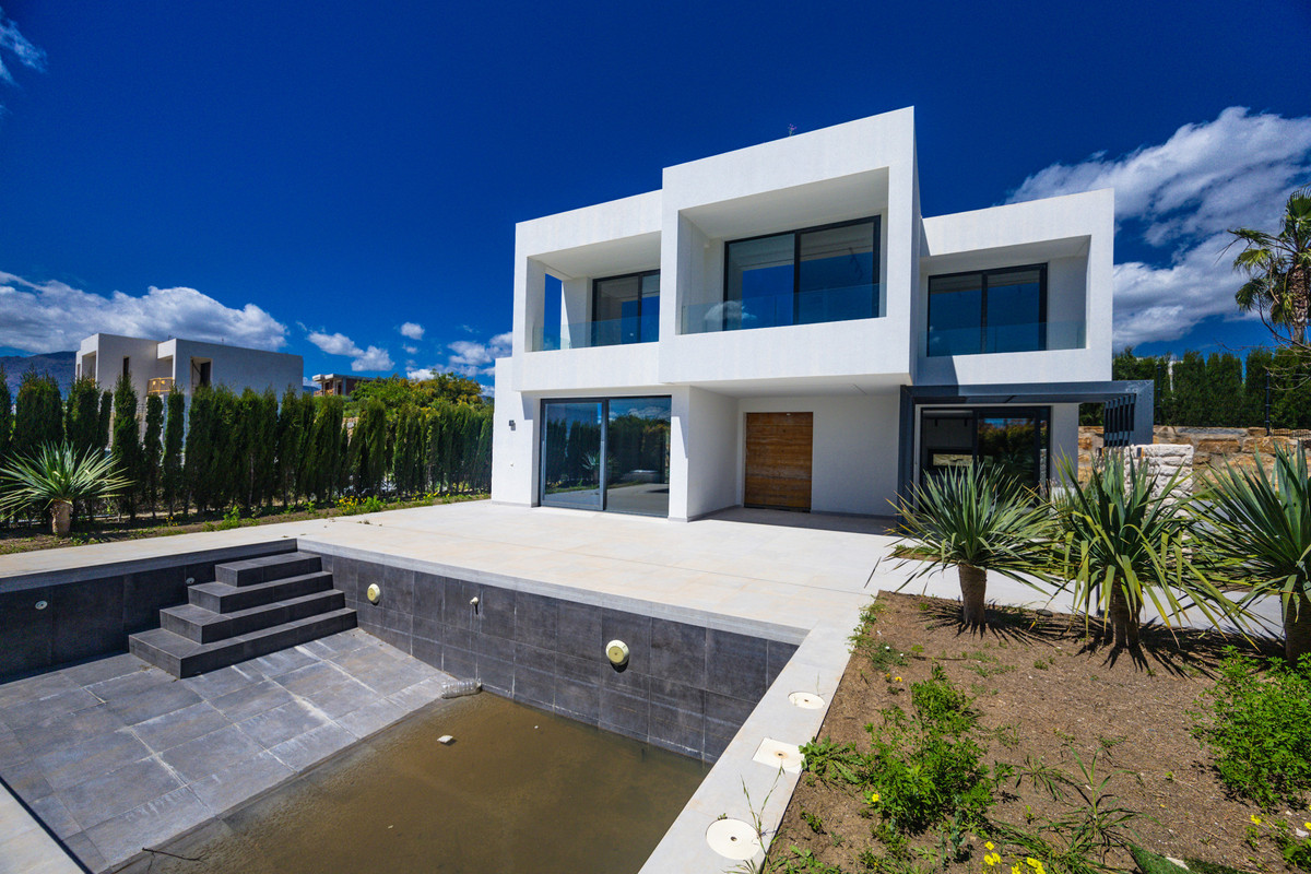 Huis te koop in New Golden Mile | 3 slaapkamers H5129257