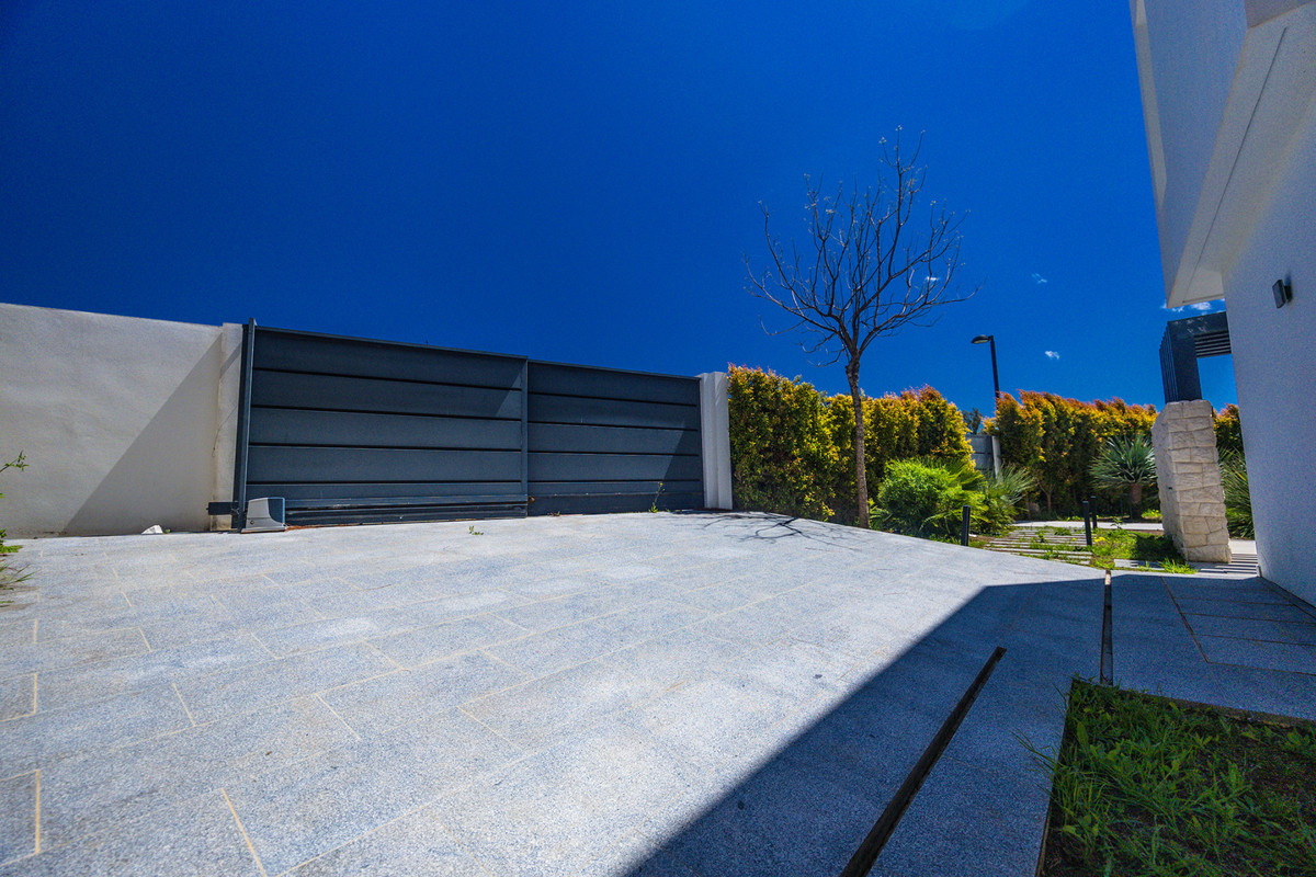 Huis te koop in New Golden Mile | 3 slaapkamers H5129257