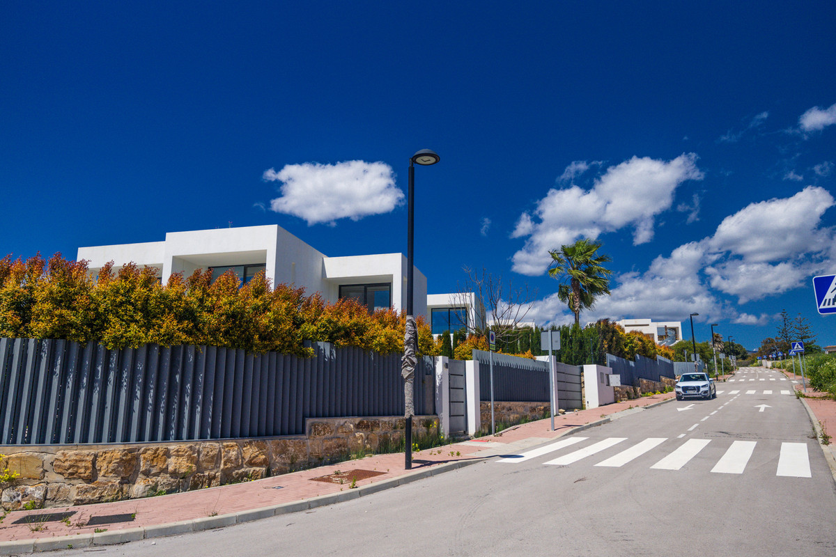 Huis te koop in New Golden Mile | 3 slaapkamers H5129257