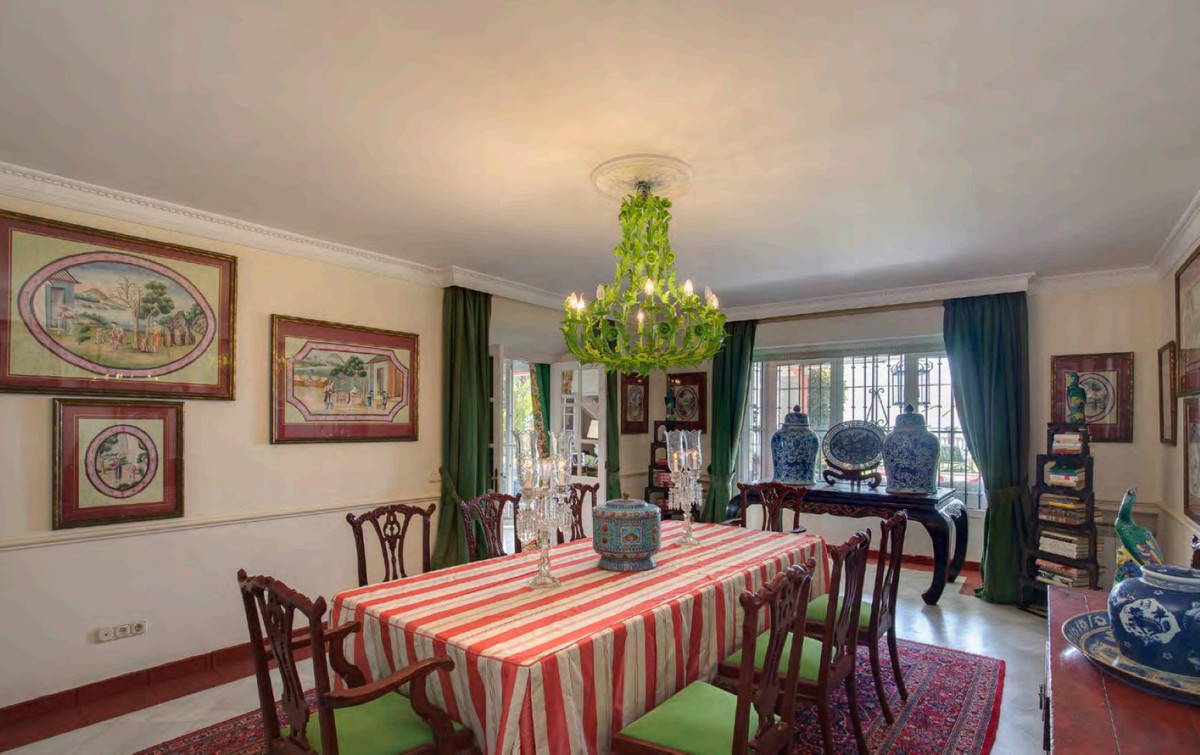 Huis te koop in New Golden Mile | 5 slaapkamers H5145118