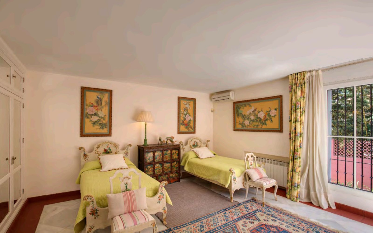 Huis te koop in New Golden Mile | 5 slaapkamers H5145118