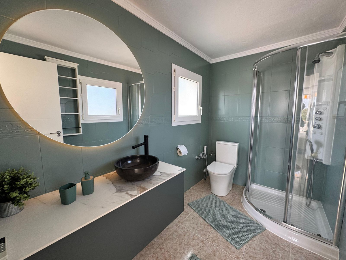 Huis te koop in New Golden Mile | 3 slaapkamers H5159539