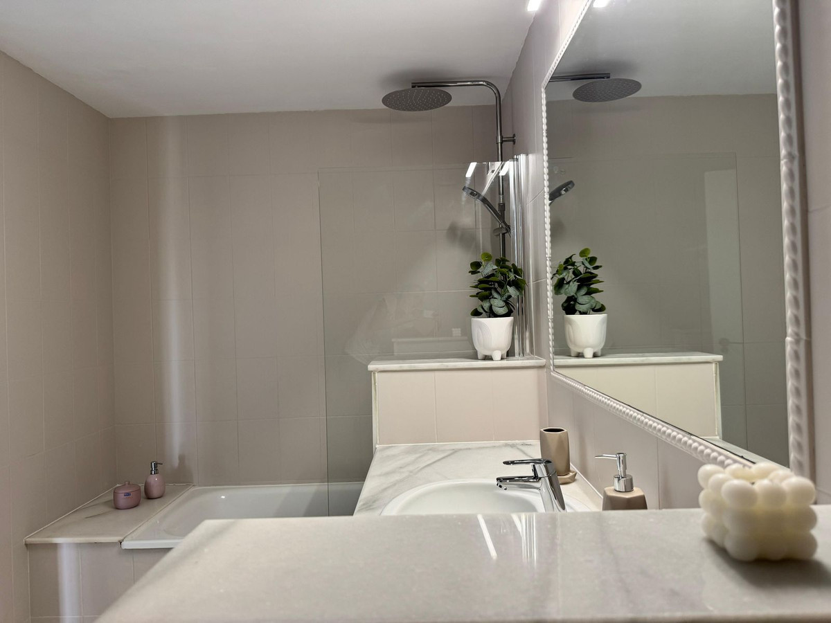 Huis te koop in New Golden Mile | 3 slaapkamers H5159539