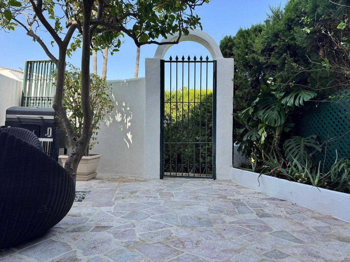 Huis te koop in New Golden Mile | 3 slaapkamers H5159539