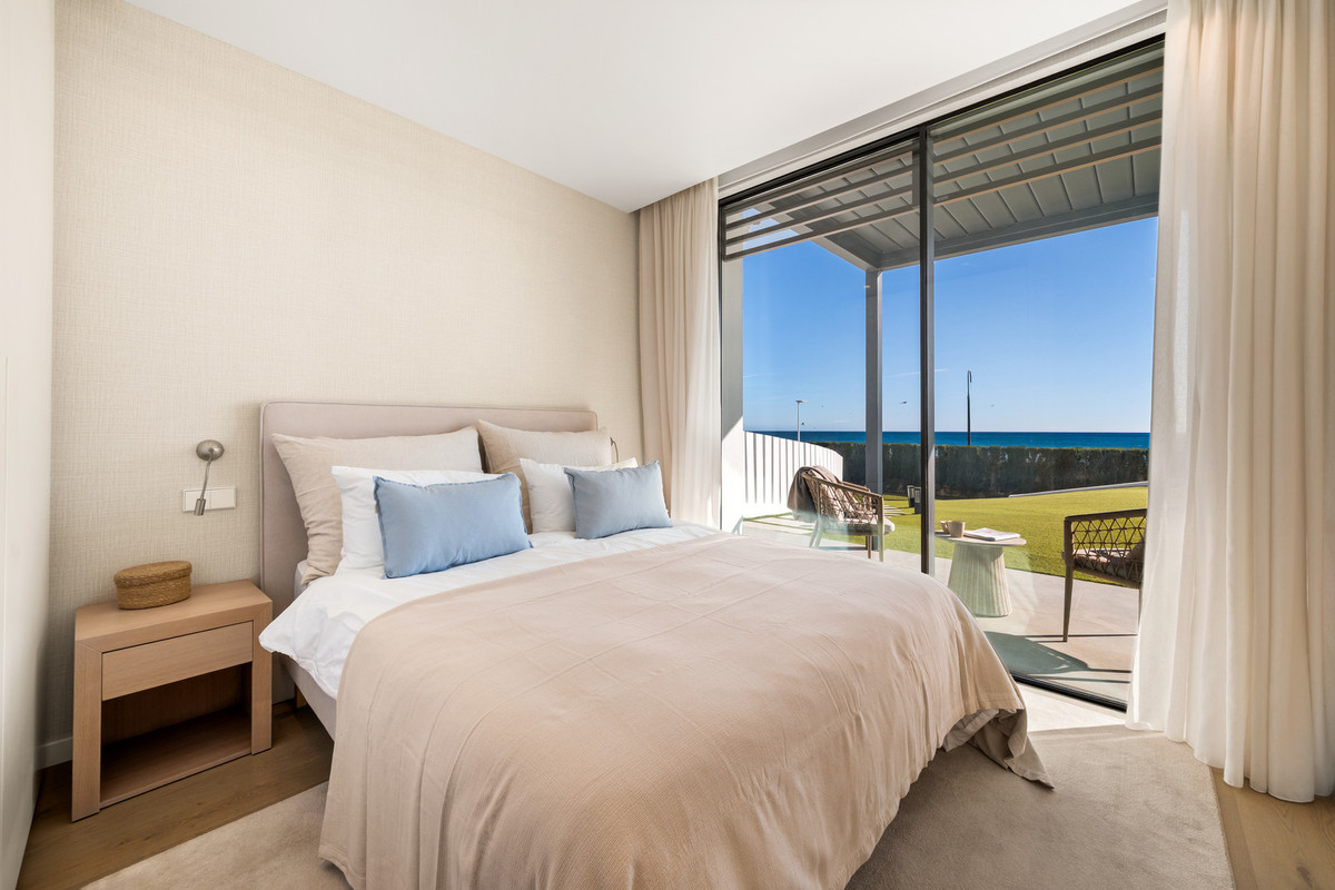 Huis te koop in New Golden Mile | 5 slaapkamers H5235169