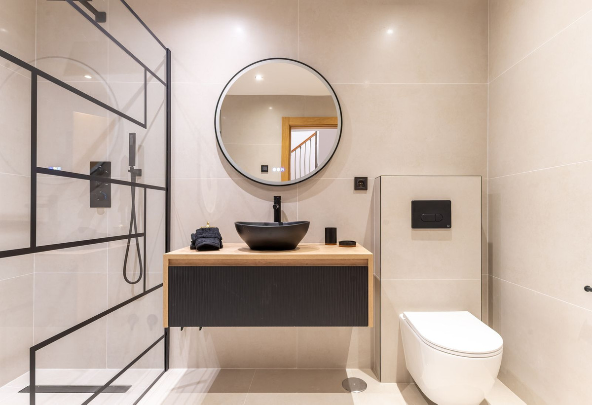 Huis te koop in New Golden Mile | 4 slaapkamers H5241286