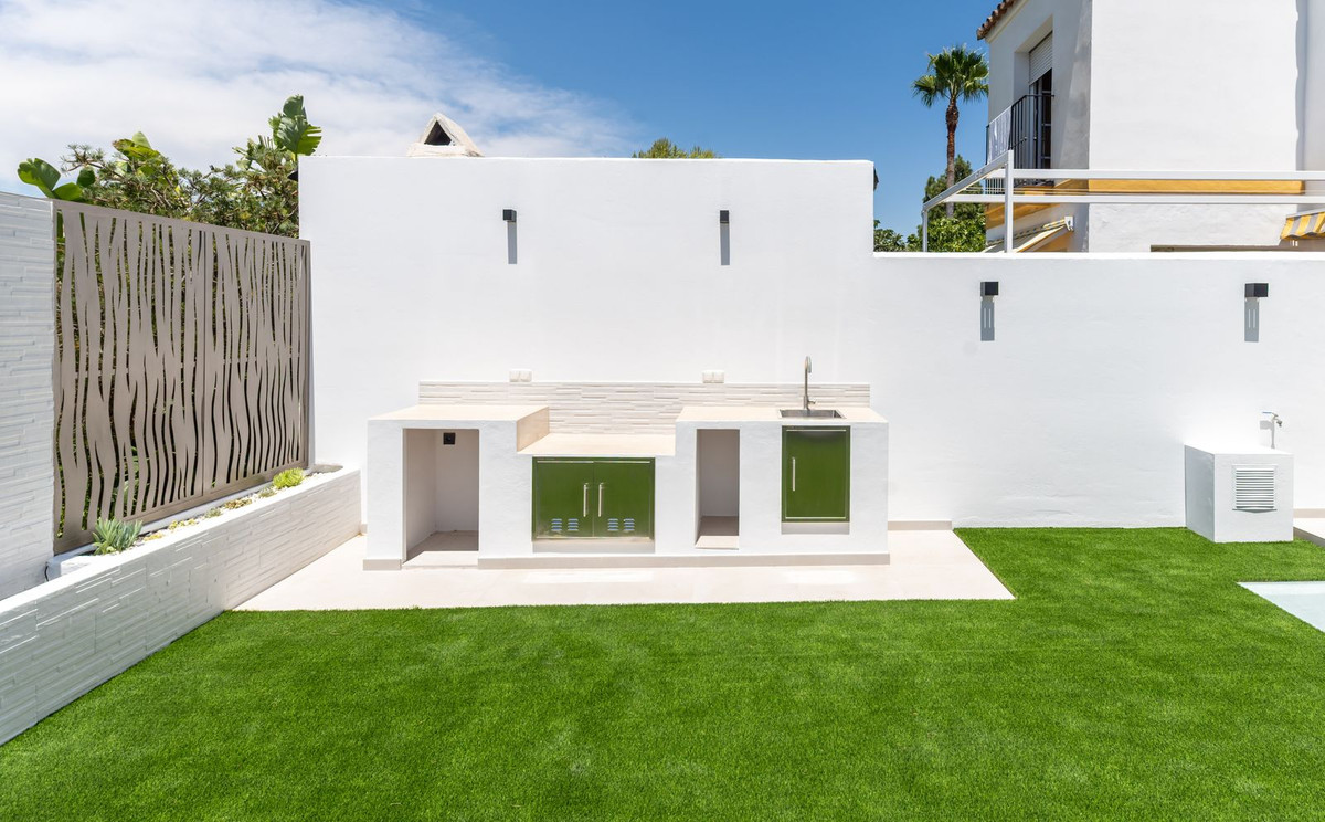 Huis te koop in New Golden Mile | 4 slaapkamers H5241286
