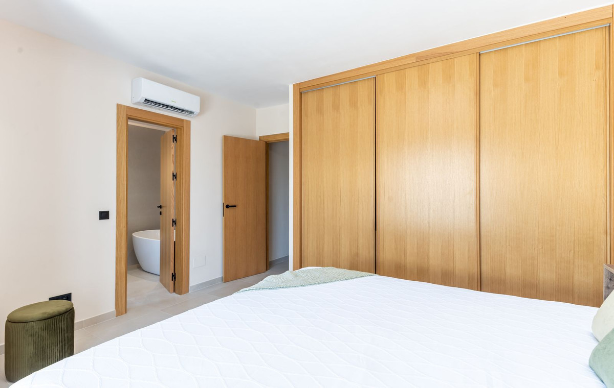 Huis te koop in New Golden Mile | 4 slaapkamers H5241286