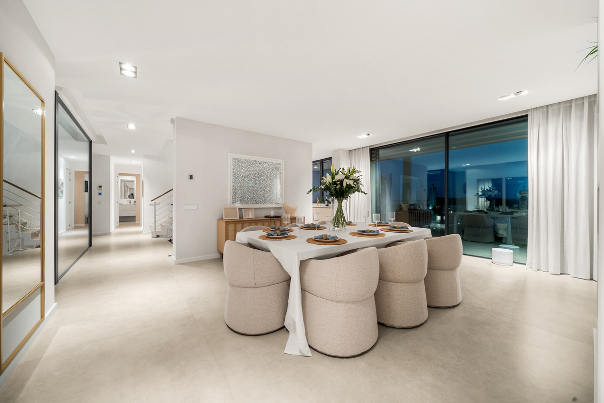 Huis te koop in New Golden Mile | 5 slaapkamers H5250391