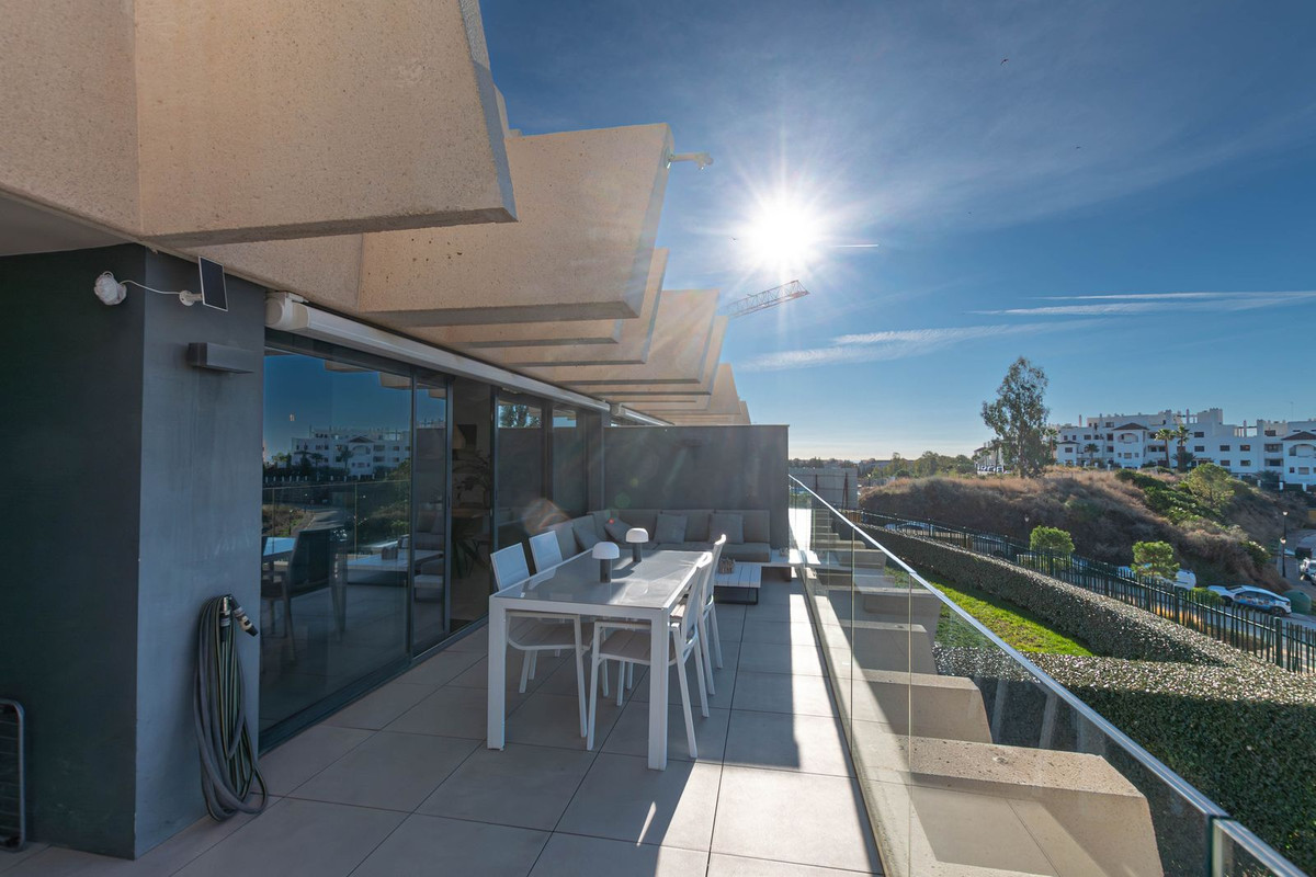 Appartement te koop in New Golden Mile | 2 slaapkamers H5264404