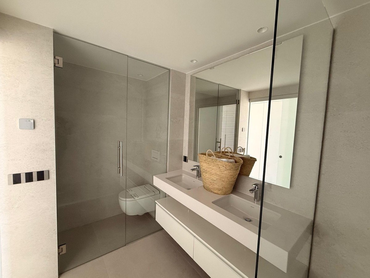 Appartement te koop in New Golden Mile | 3 slaapkamers H5288572