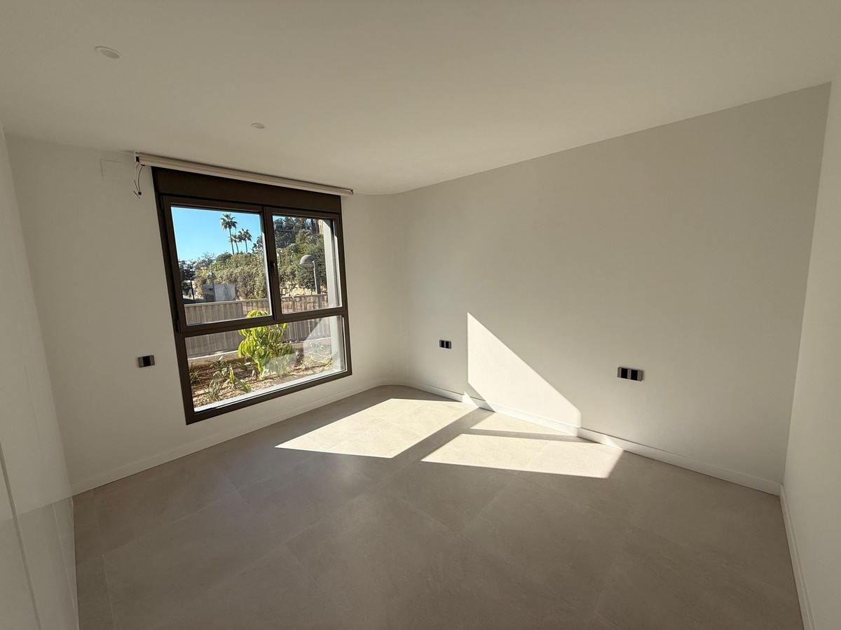 Appartement te koop in New Golden Mile | 3 slaapkamers H5288572