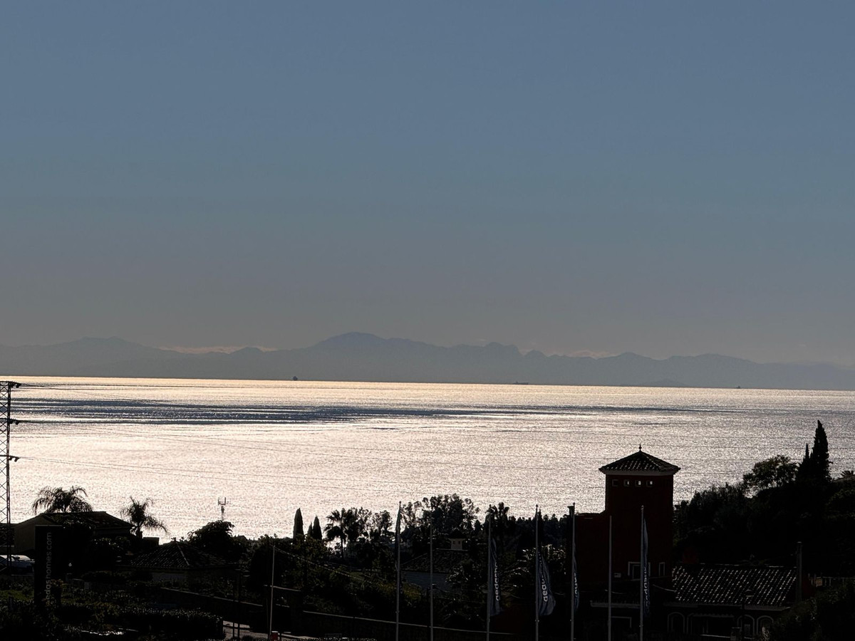 Appartement te koop in New Golden Mile | 3 slaapkamers H5288572