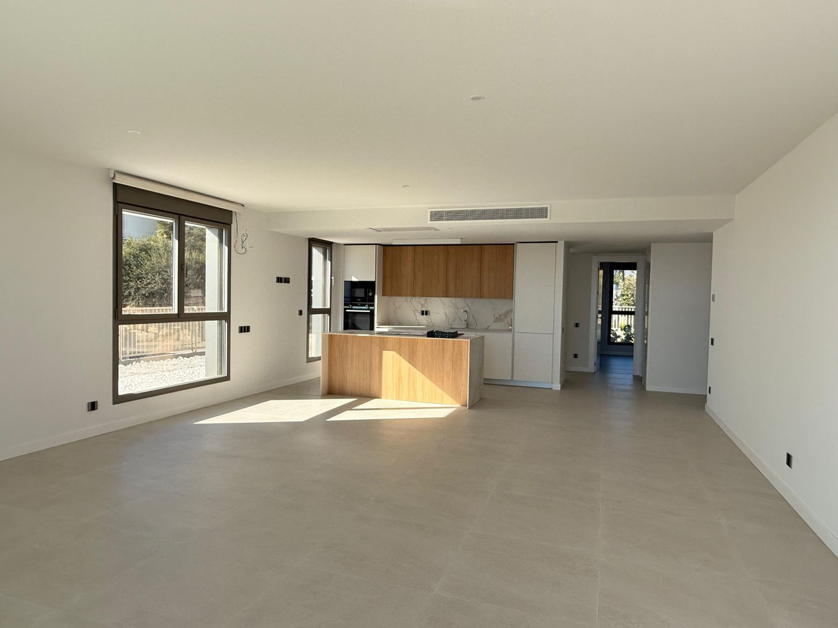 Appartement te koop in New Golden Mile | 3 slaapkamers H5288572