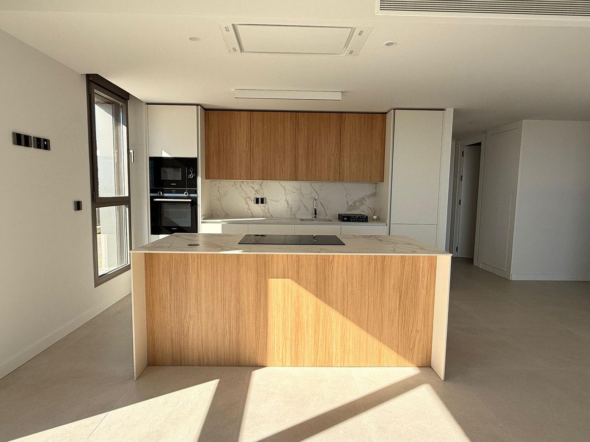 Appartement te koop in New Golden Mile | 3 slaapkamers H5288572