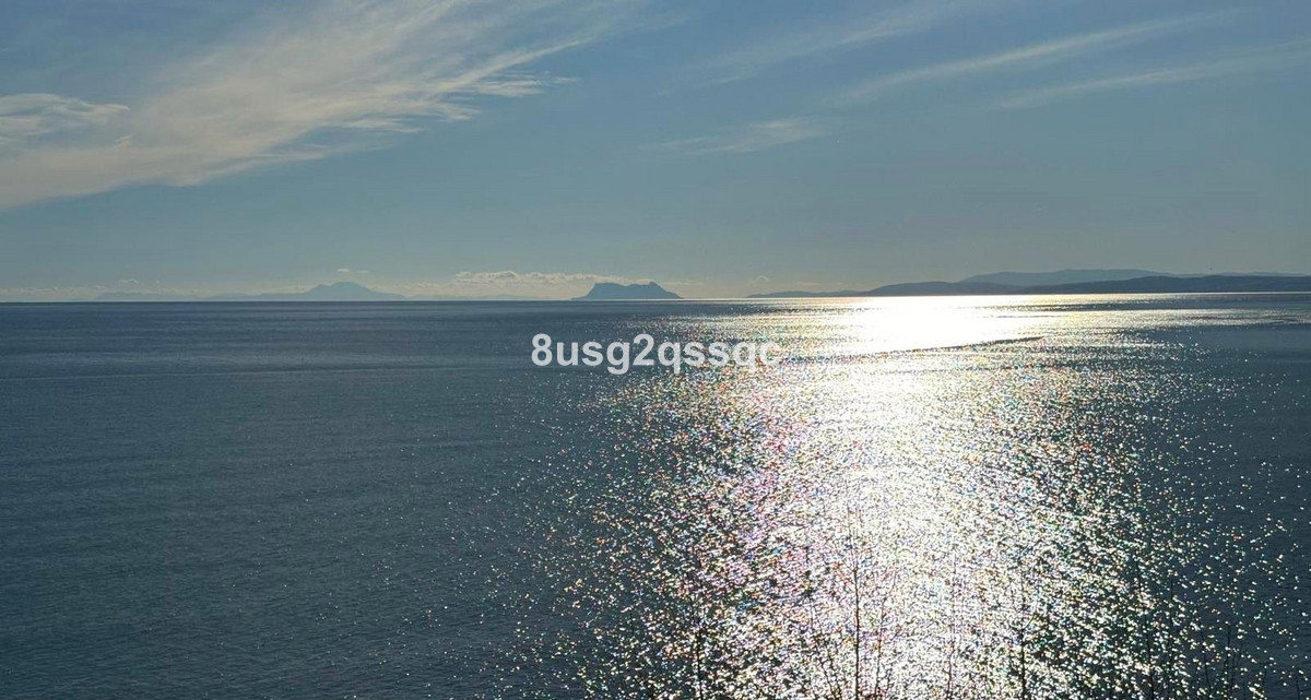 Appartement te koop in New Golden Mile | 1 slaapkamers H5293960