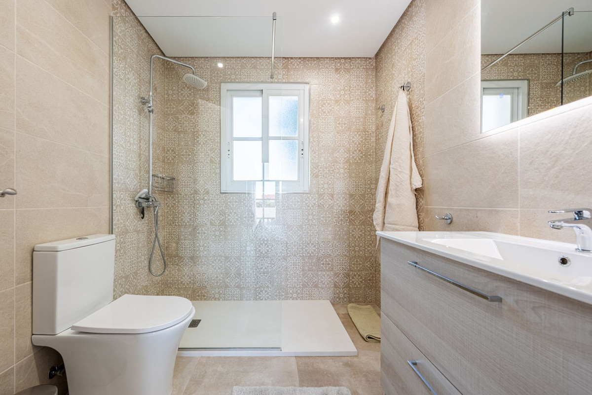 Huis te koop in New Golden Mile | 4 slaapkamers H5319385