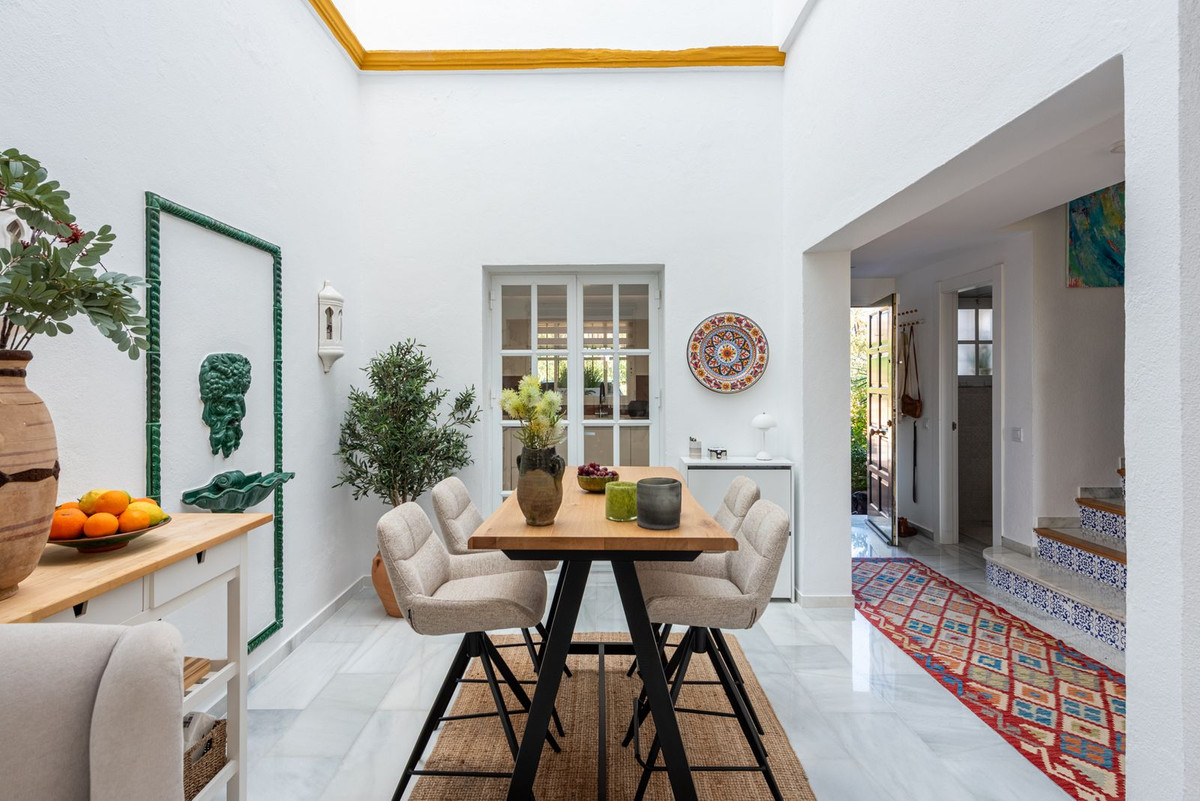 Huis te koop in New Golden Mile | 4 slaapkamers H5319385