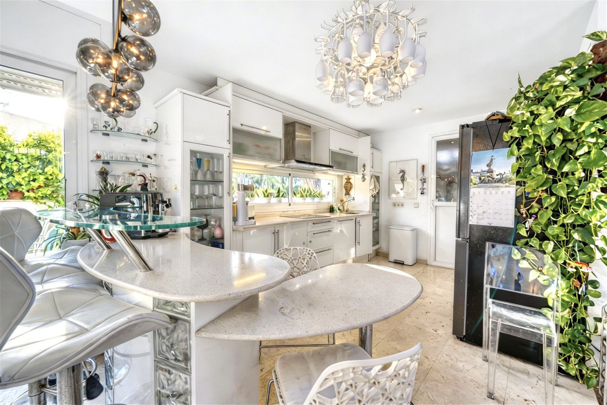 Huis te koop in New Golden Mile | 3 slaapkamers H5350147