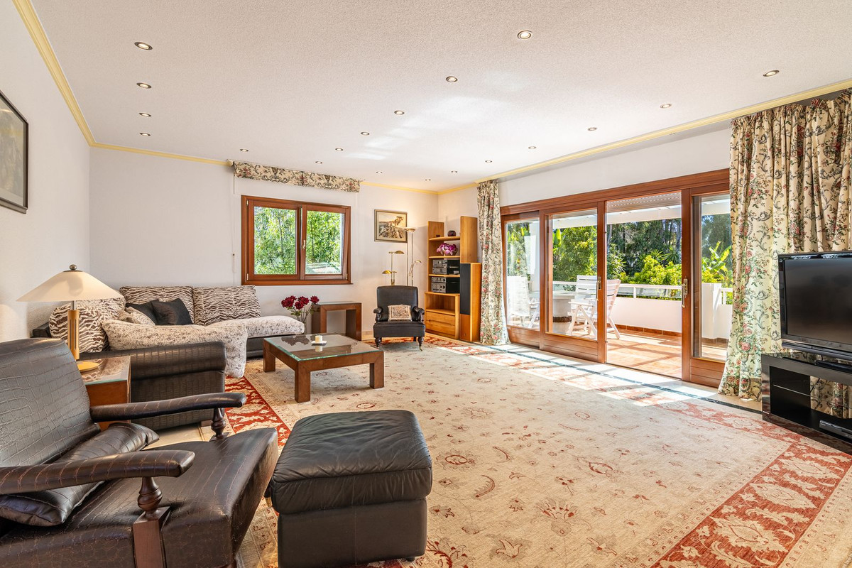 Huis te koop in New Golden Mile | 5 slaapkamers H5367022