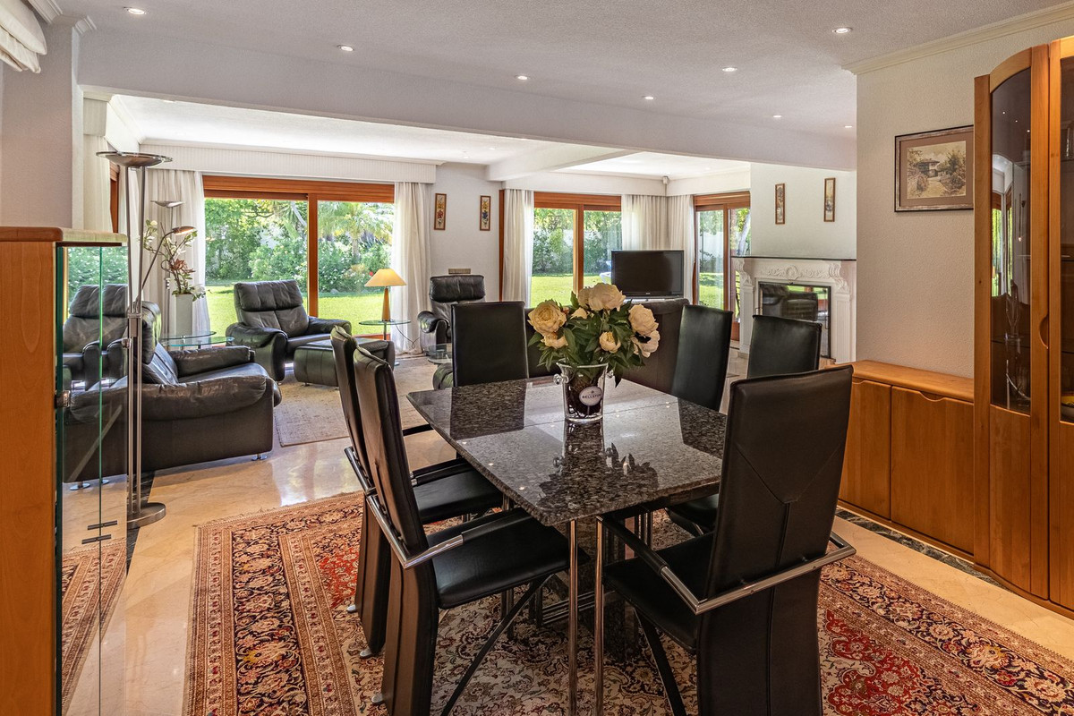 Huis te koop in New Golden Mile | 5 slaapkamers H5367022