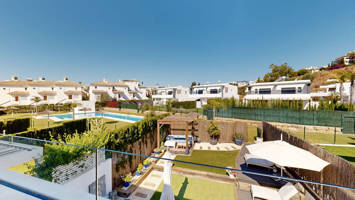 Huis te koop in New Golden Mile | 4 slaapkamers H5407051