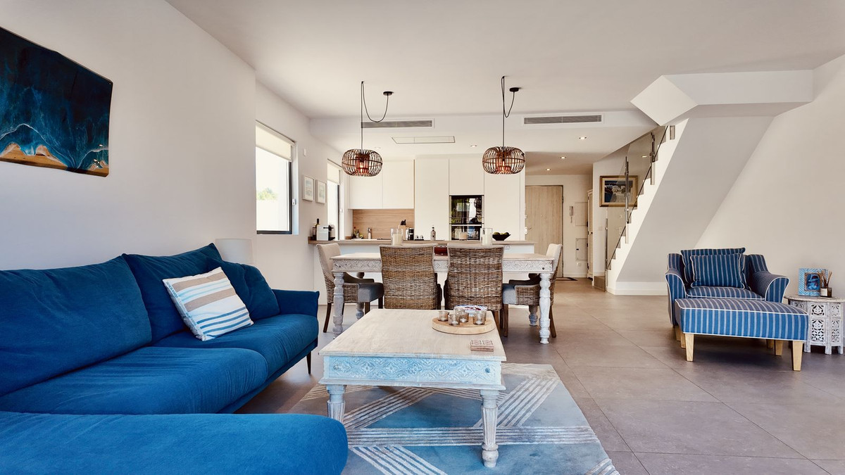 Huis te koop in New Golden Mile | 4 slaapkamers H5407051