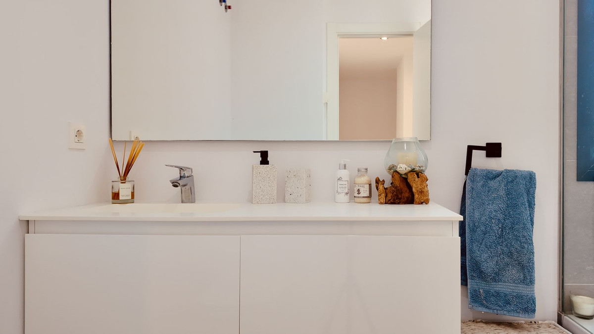Huis te koop in New Golden Mile | 4 slaapkamers H5407051