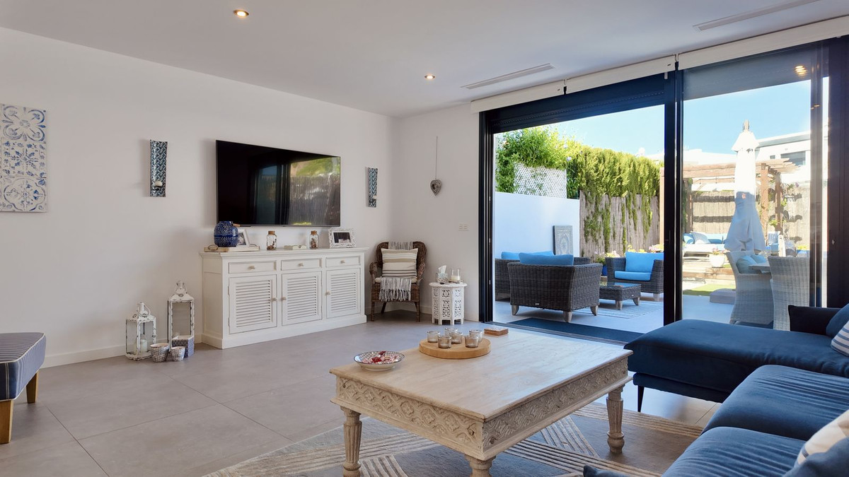 Huis te koop in New Golden Mile | 4 slaapkamers H5407051
