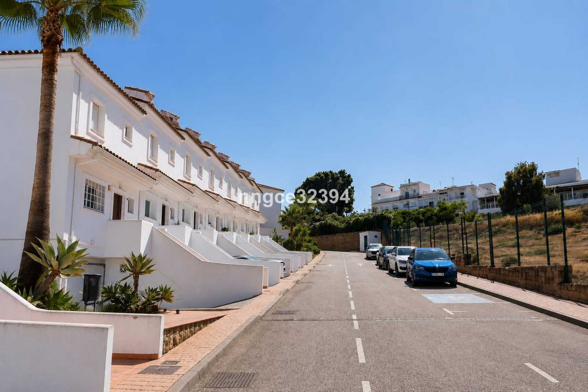 Huis te koop in New Golden Mile | 4 slaapkamers H5443633