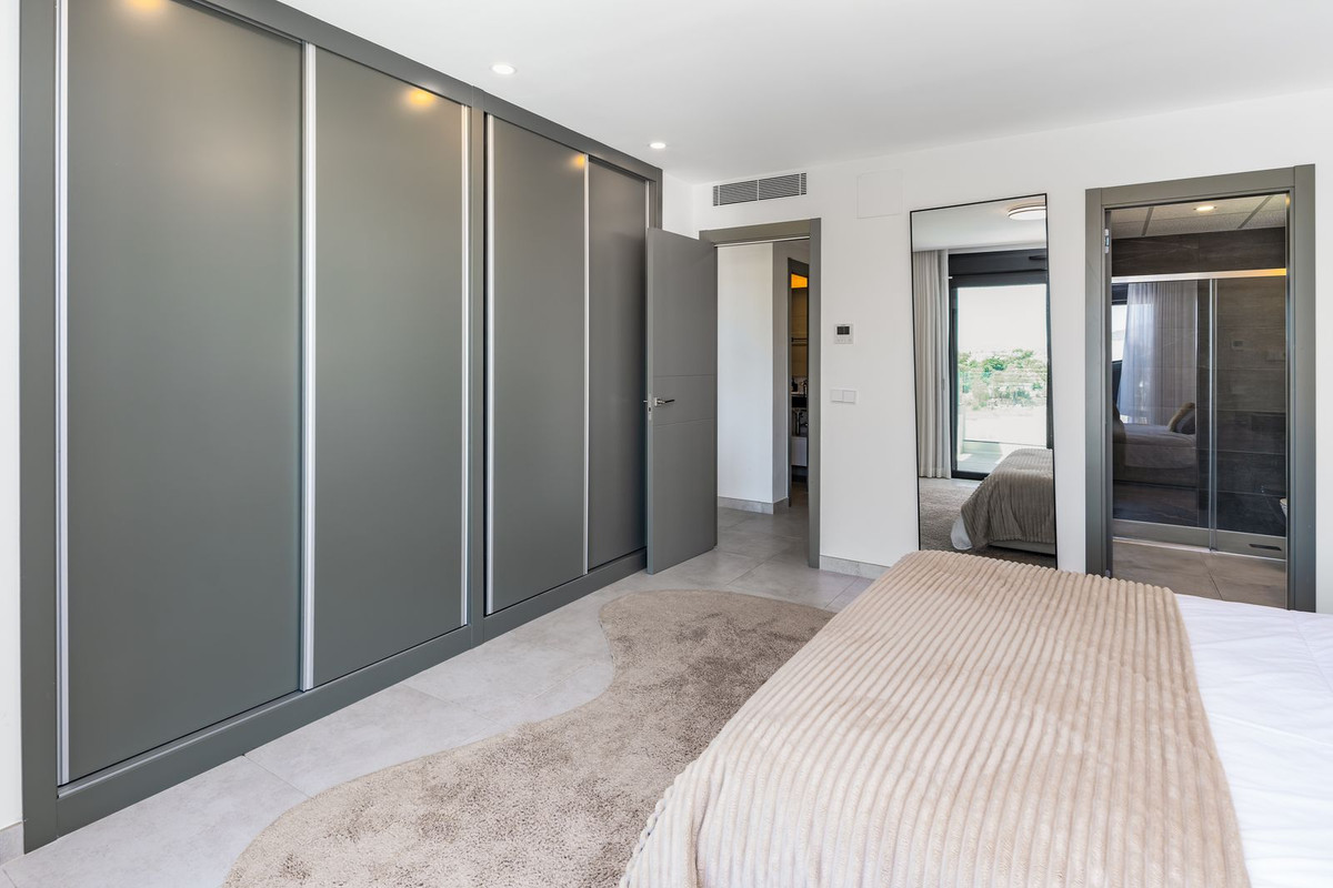 Huis te koop in New Golden Mile | 3 slaapkamers H5483686