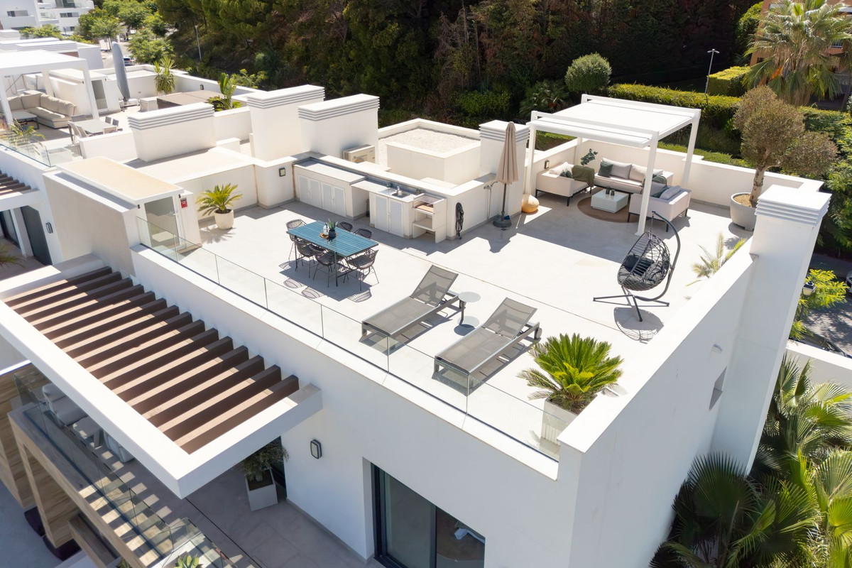 Huis te koop in New Golden Mile | 3 slaapkamers H5483686