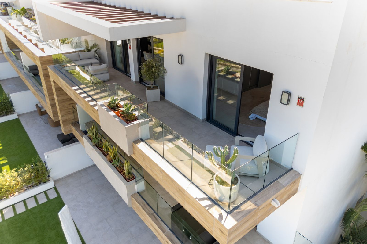 Huis te koop in New Golden Mile | 3 slaapkamers H5483686