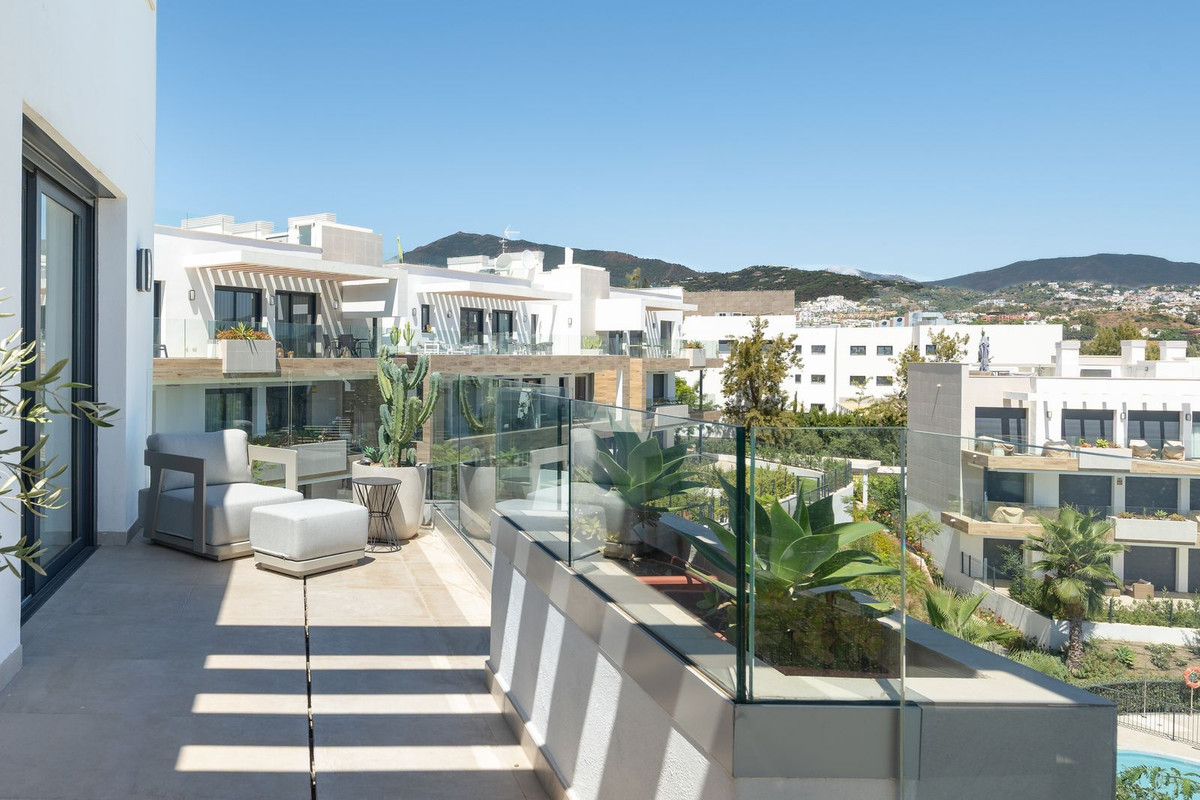Huis te koop in New Golden Mile | 3 slaapkamers H5483686