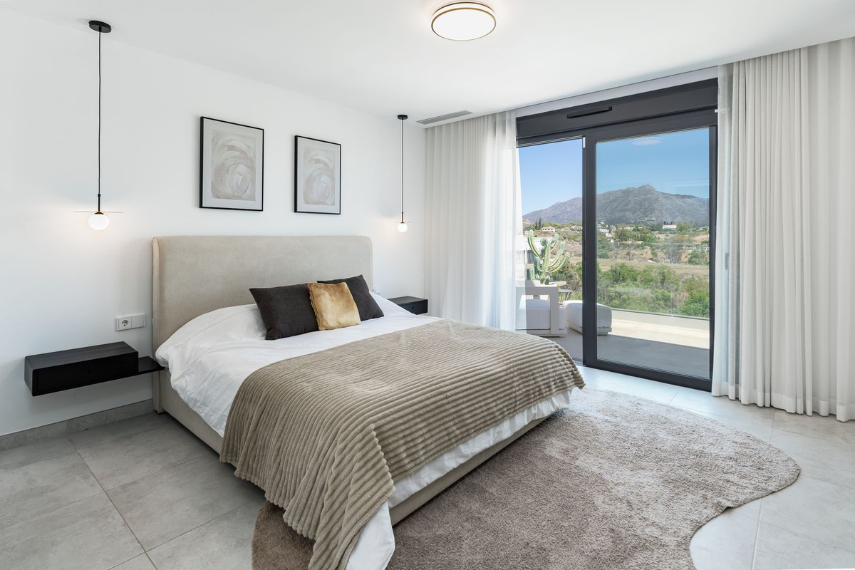 Huis te koop in New Golden Mile | 3 slaapkamers H5483686