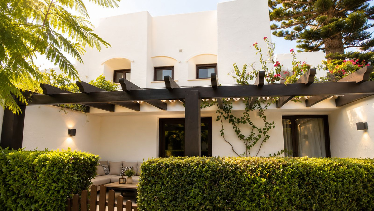 Huis te koop in New Golden Mile | 3 slaapkamers H5494966