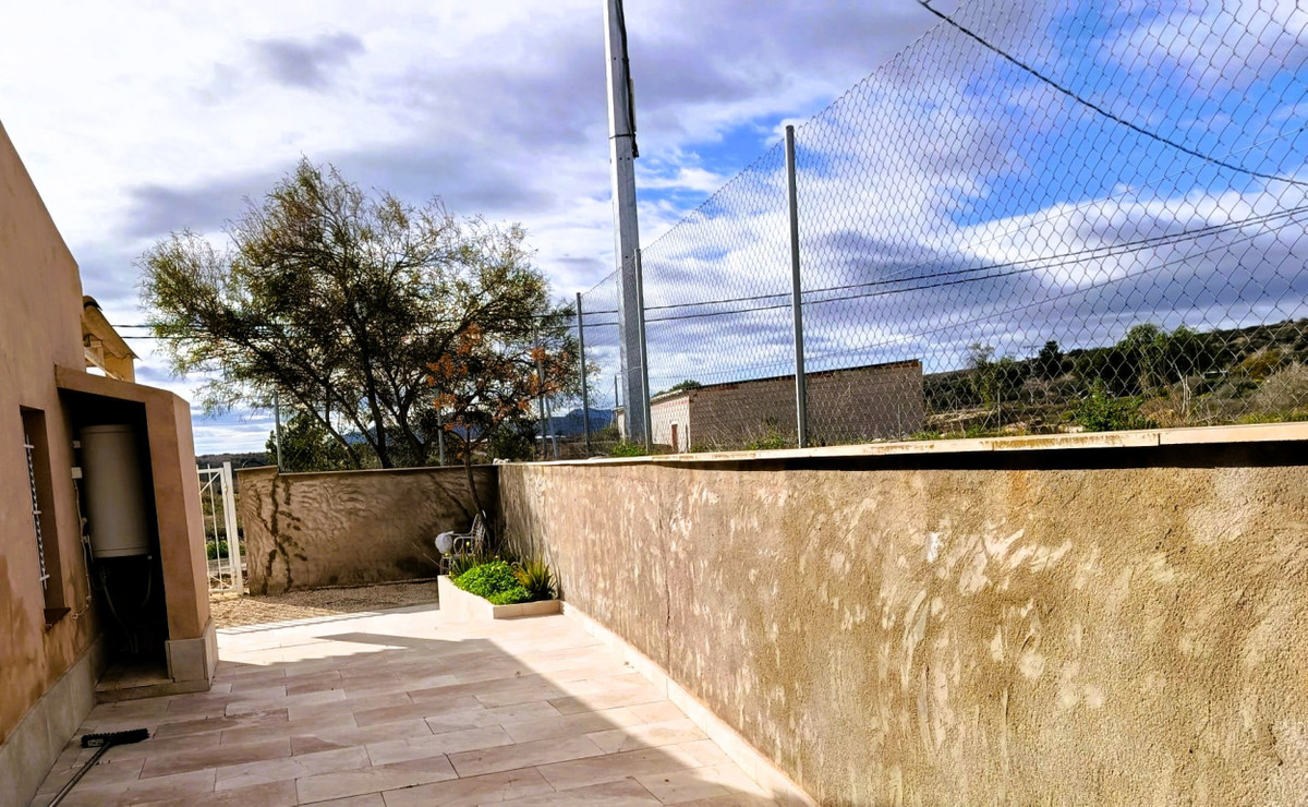 Finca - Cortijo te koop in Novelda | 2 slaapkamers H5295133
