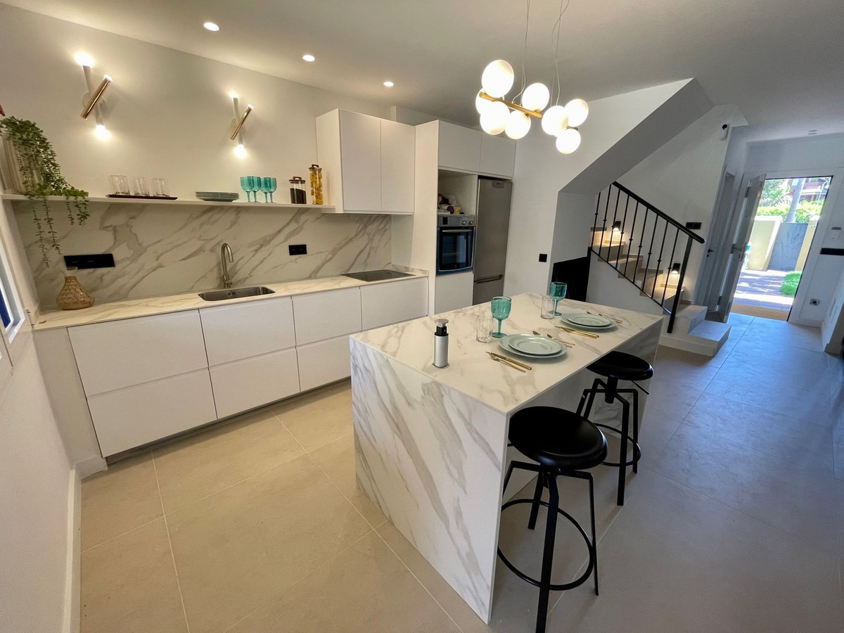 Huis te koop in Nueva Andalucía | 3 slaapkamers H4108606