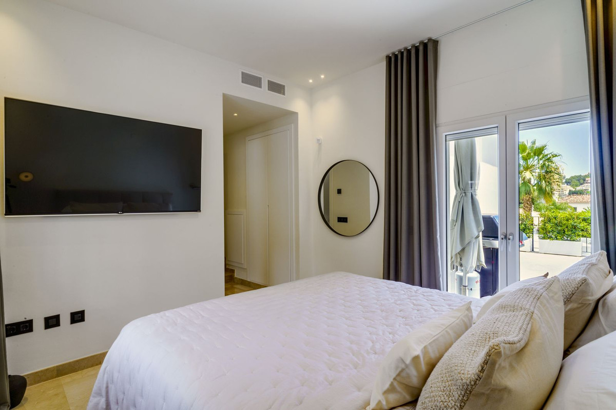 Property main view 4