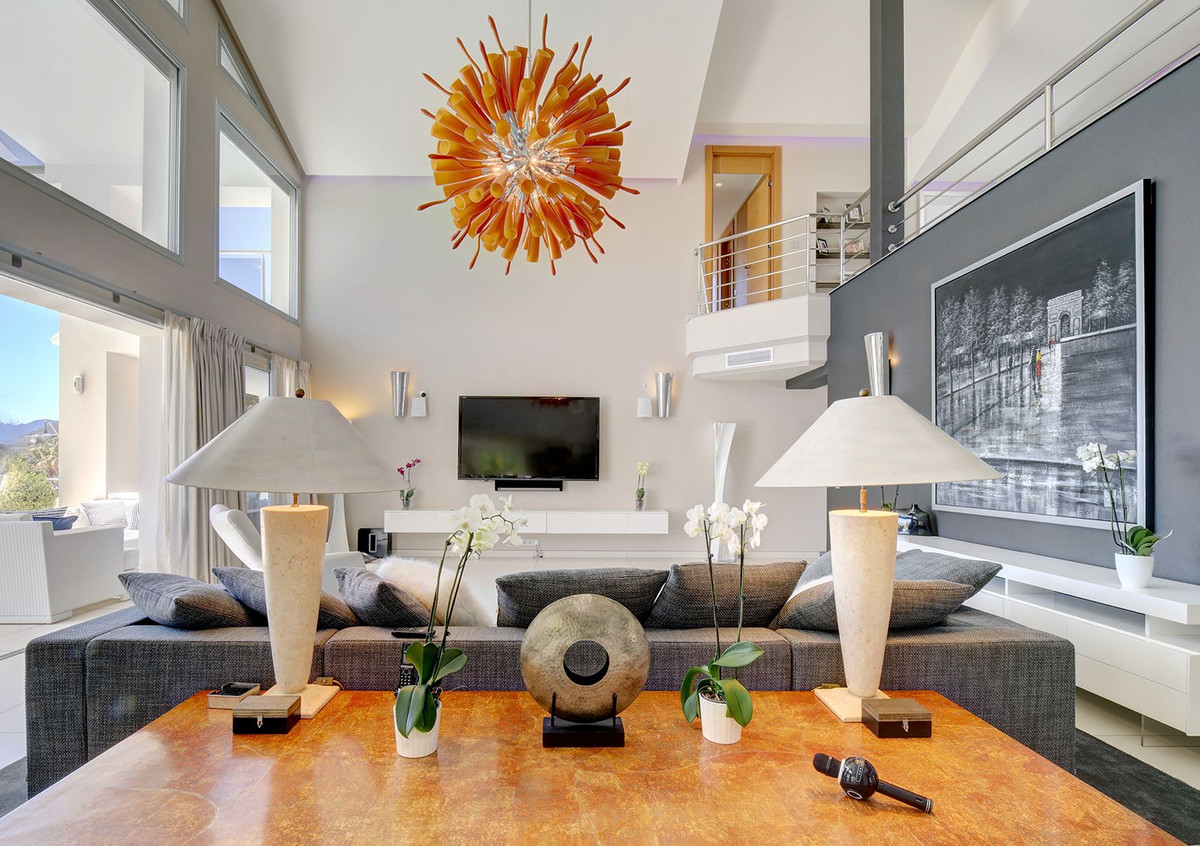 Huis te koop in Nueva Andalucía | 5 slaapkamers H4372624