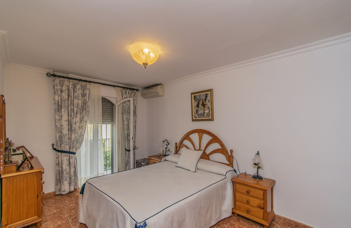 Huis te koop in Nueva Andalucía | 4 slaapkamers H4439086
