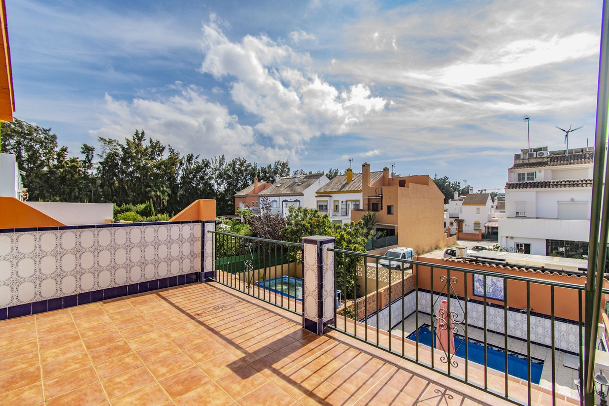 Huis te koop in Nueva Andalucía | 4 slaapkamers H4439086